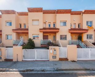 Exterior view of Single-family semi-detached for sale in Torredembarra  with Swimming Pool