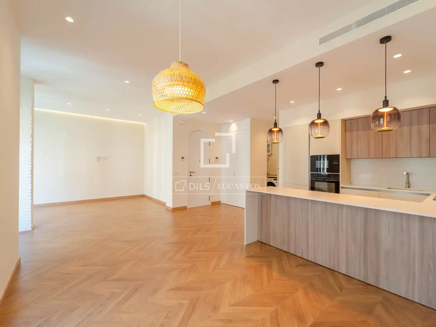 Cuina de Pis de lloguer en Valencia amb Aire condicionat, Calefacció i Parquet