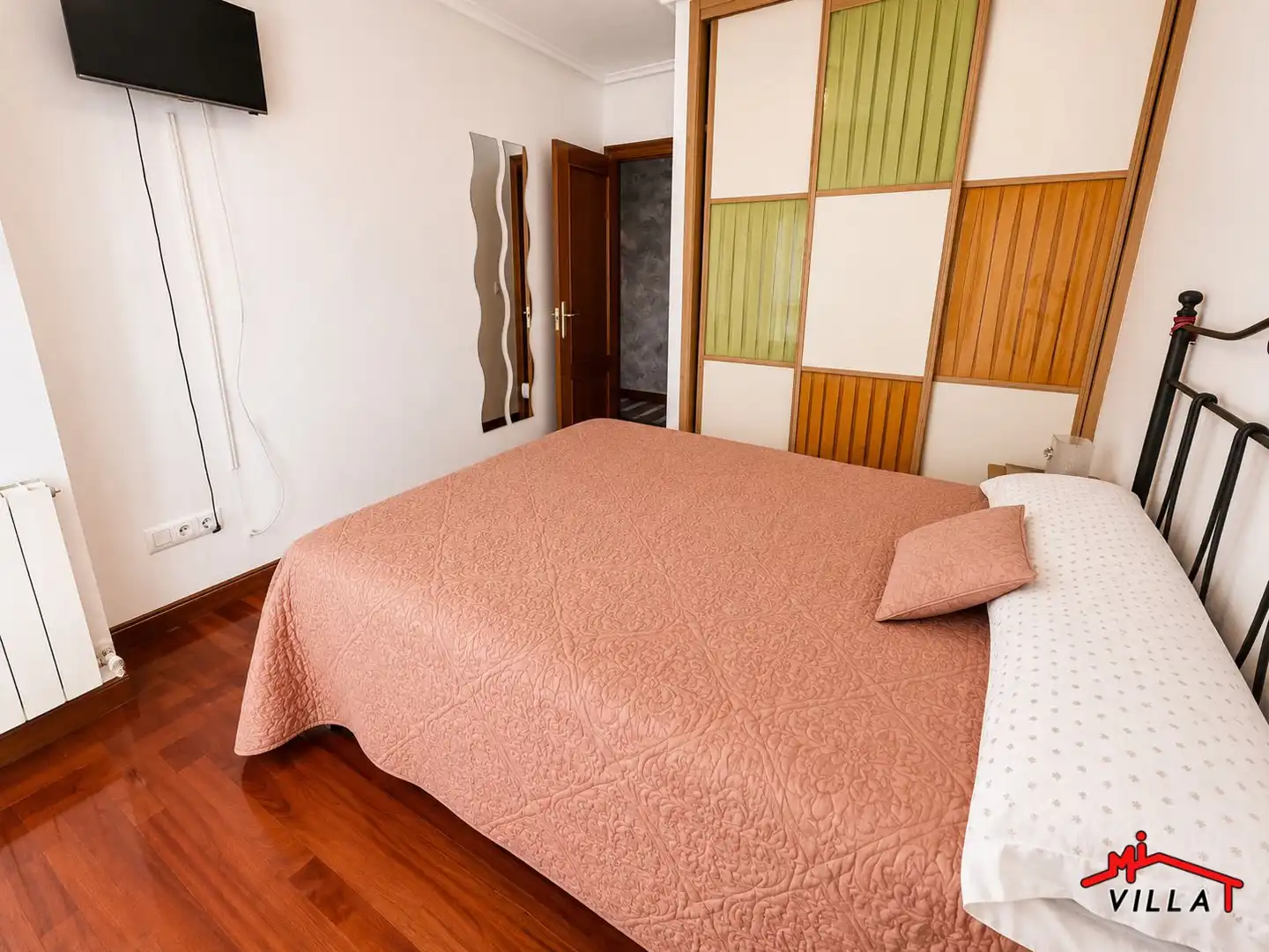 Schlafzimmer von Wohnung zum Verkauf in Ampuero mit Heizung, Abstellraum und Möbliert