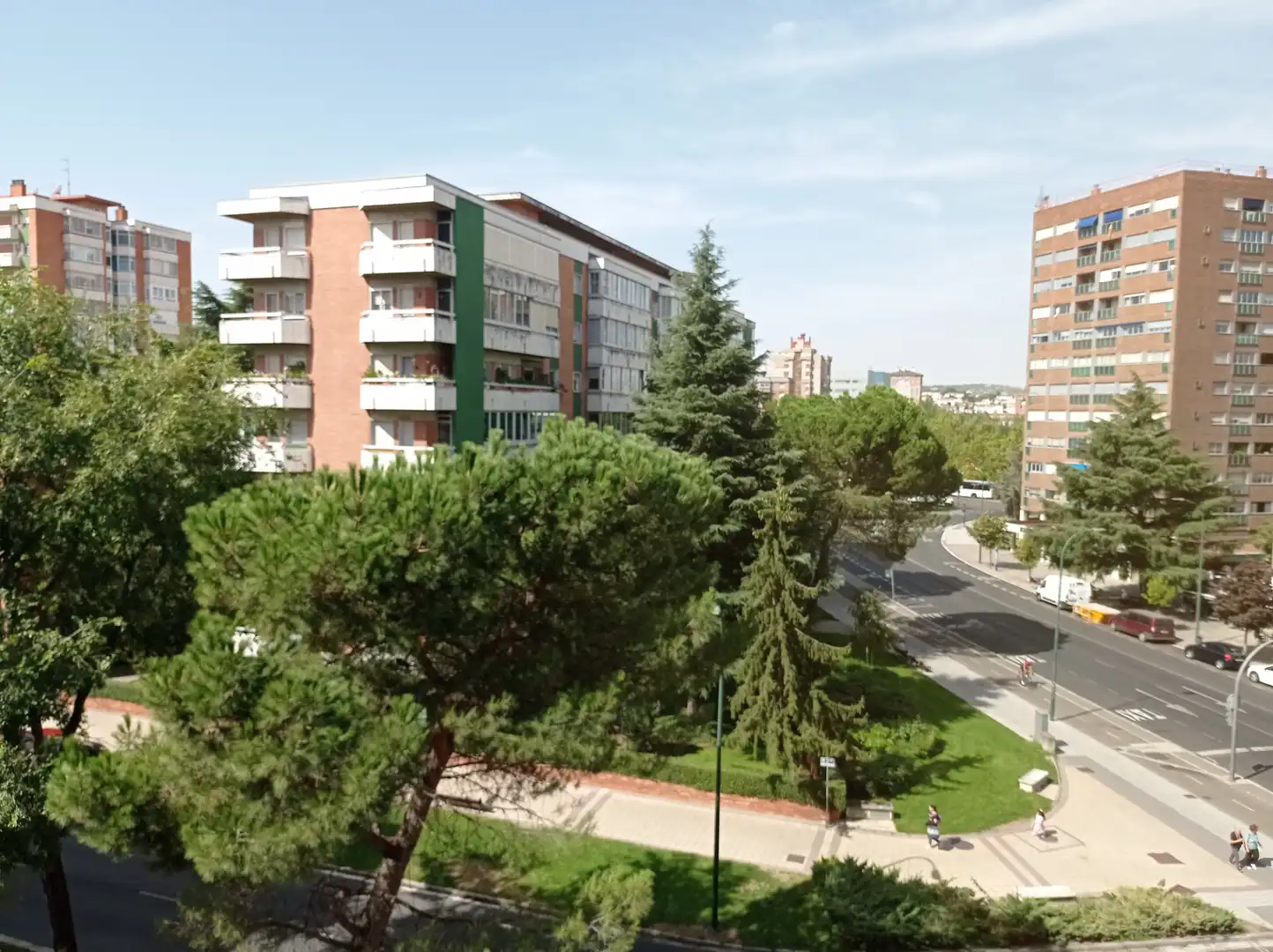 Vista exterior de Pis en venda en Valladolid amb Parquet, Terrassa i Traster