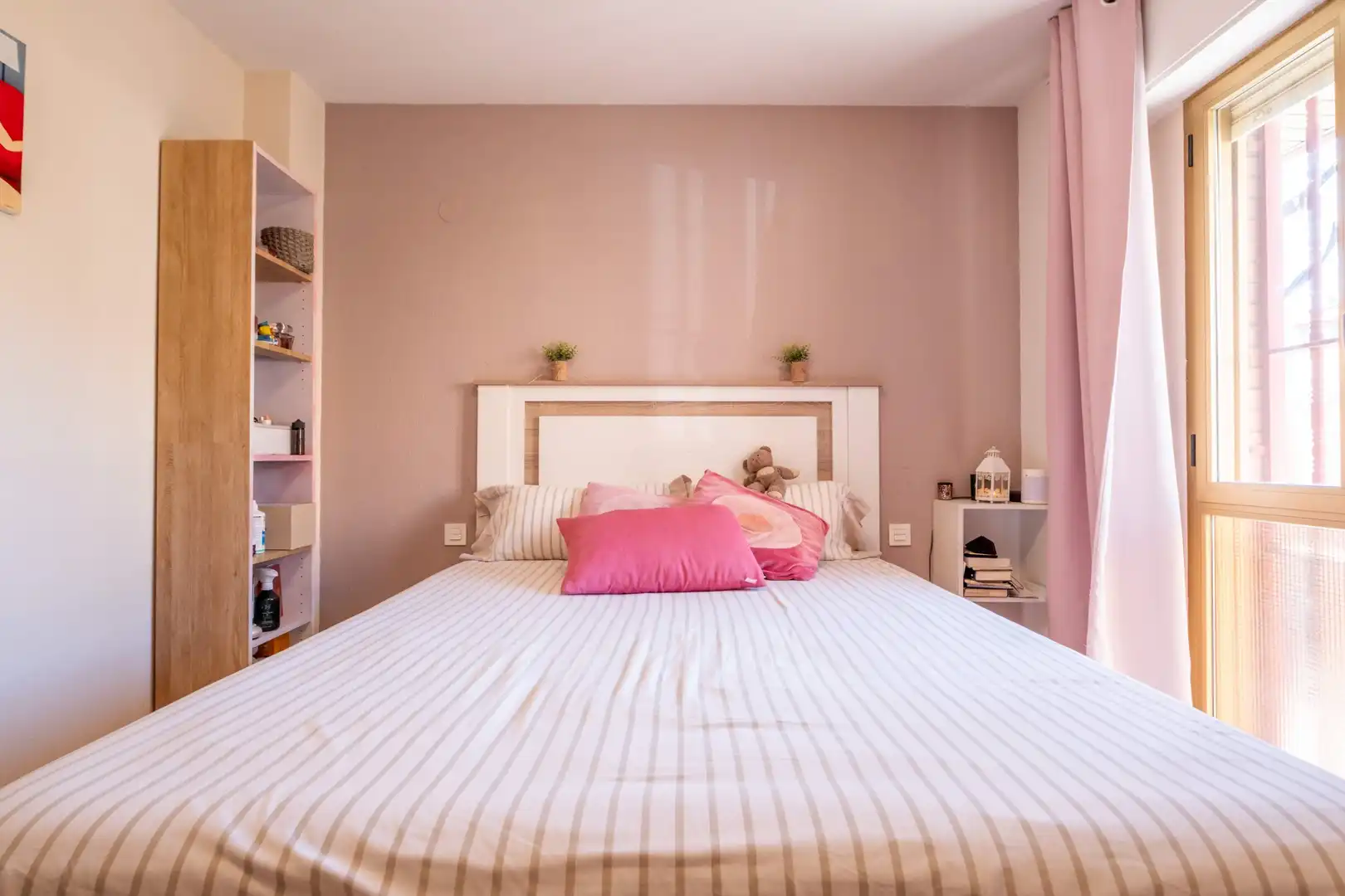 Schlafzimmer von Erdgeschoss zum Verkauf in Zaragoza mit Klimaanlage, Heizung und Terrasse