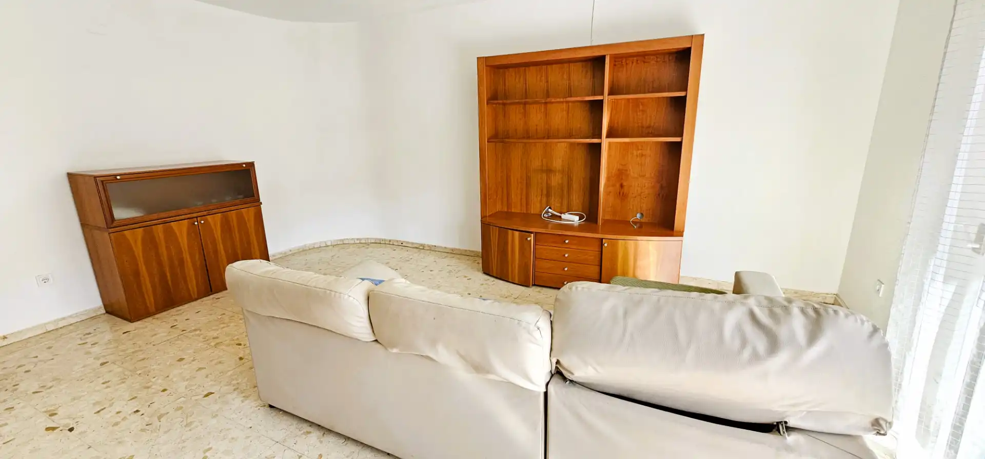 Sala d'estar de Pis en venda en Totana amb Moblat, Rentadora i Balcó