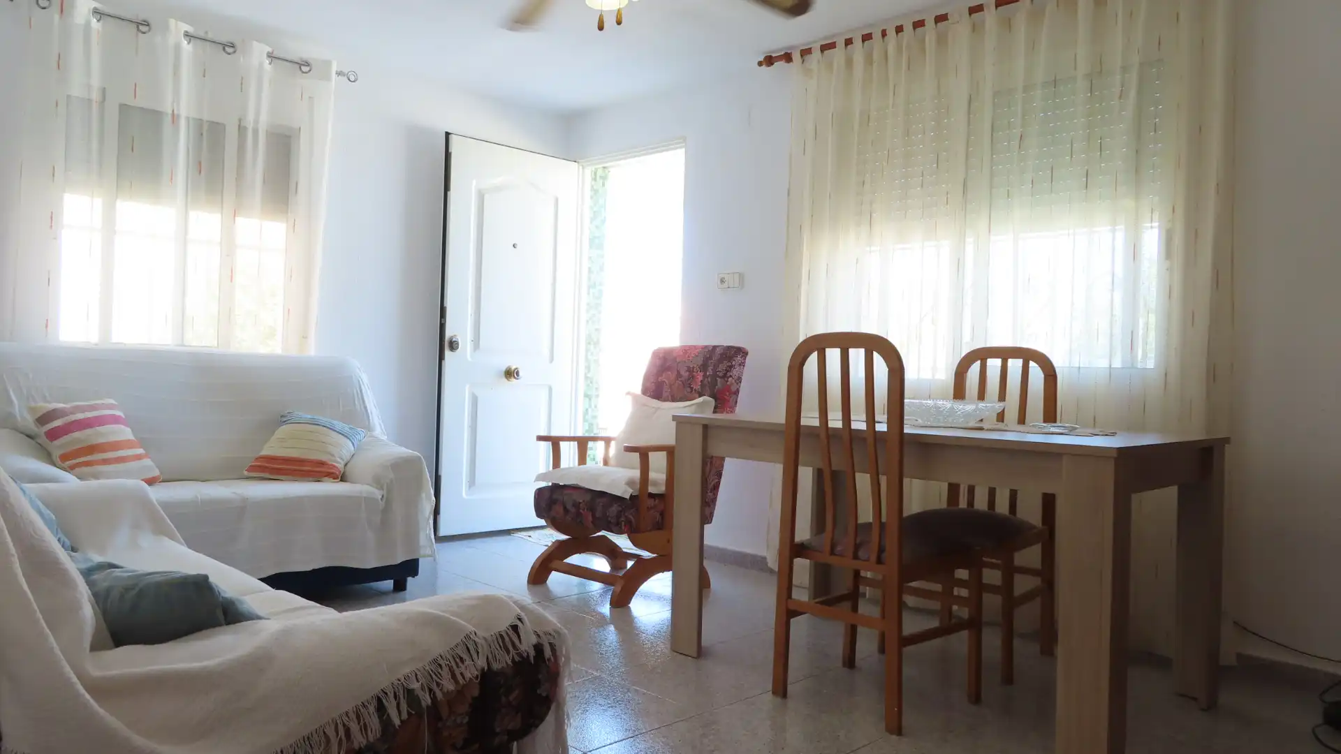 Sala de estar de Casa adosada en venta en Mar Menor de Cartagena – Cabo de Palos