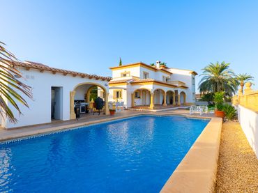 Villa con piscina in vendita a Beniarbeig