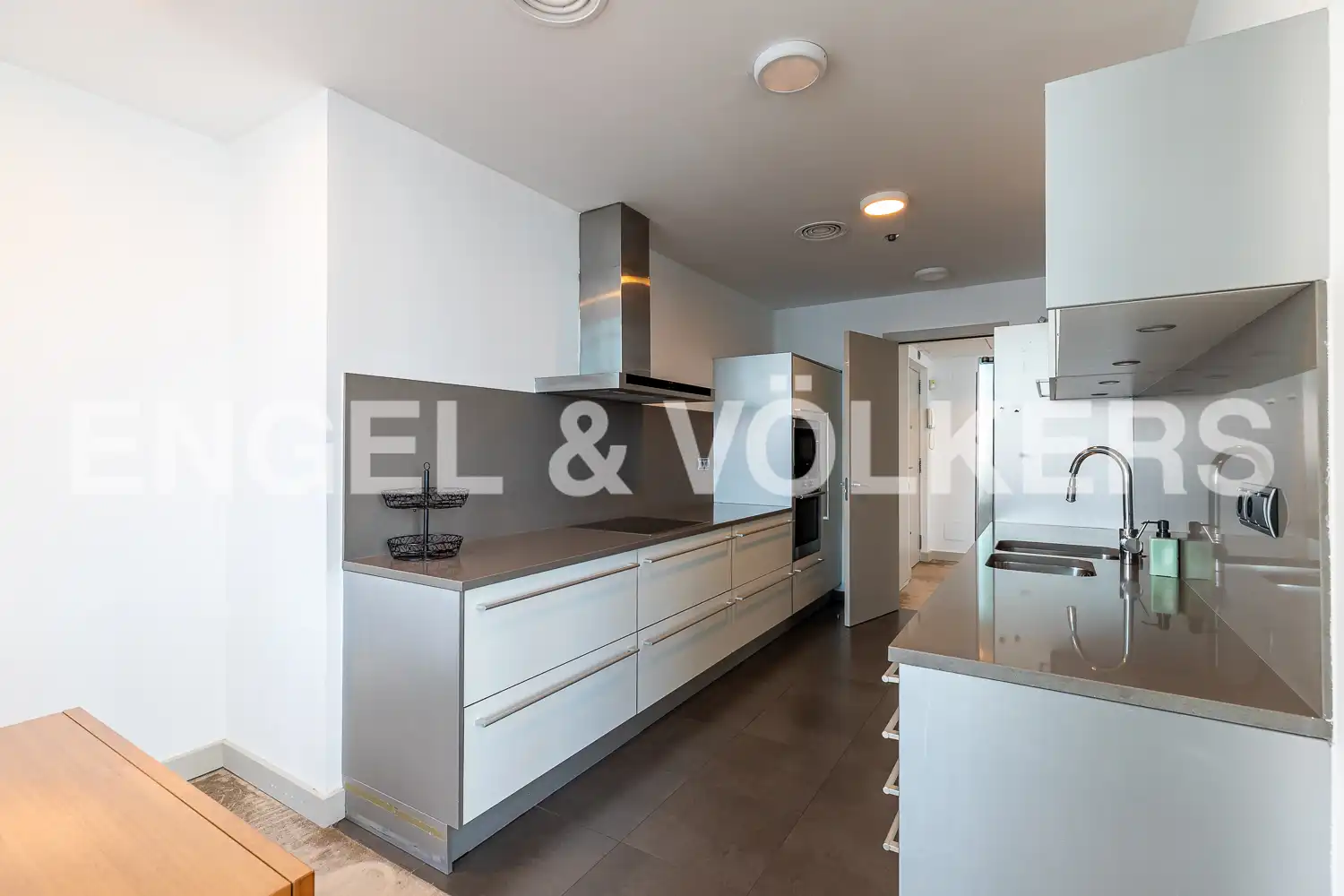 Cocina de Ático de alquiler en Barcelona con Aire acondicionado, Calefacción y Parquet