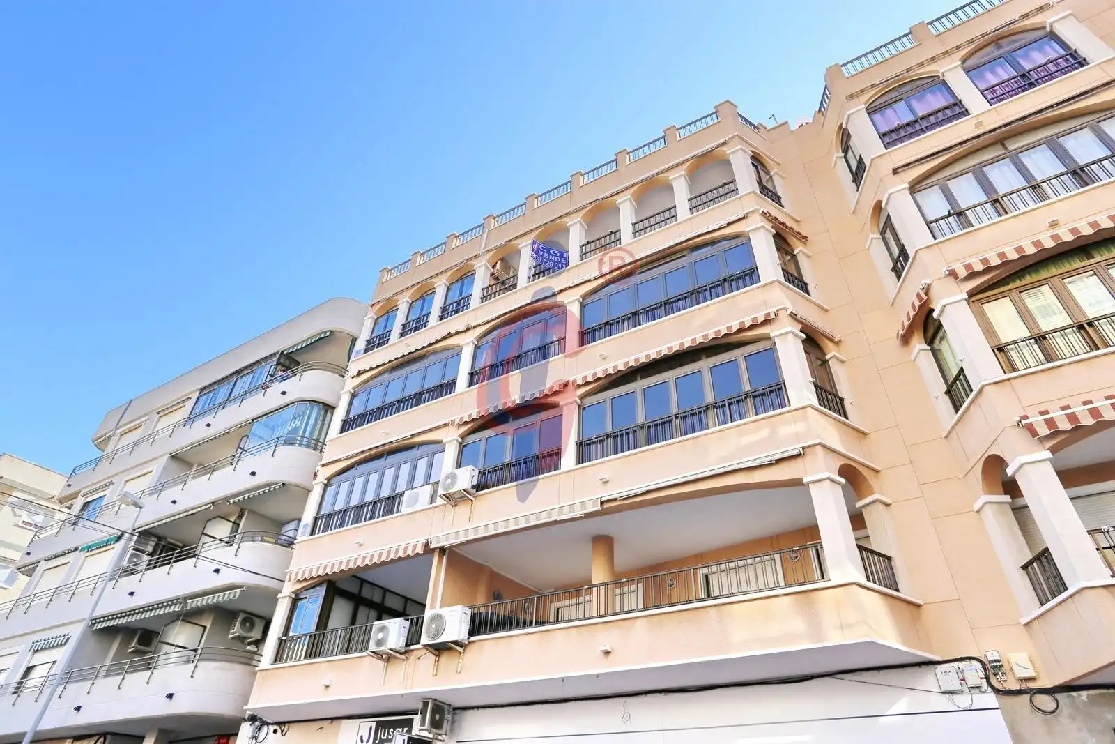 Apartments for sale in Guardamar del Segura  with Air Conditioner, Terrace and Furnished