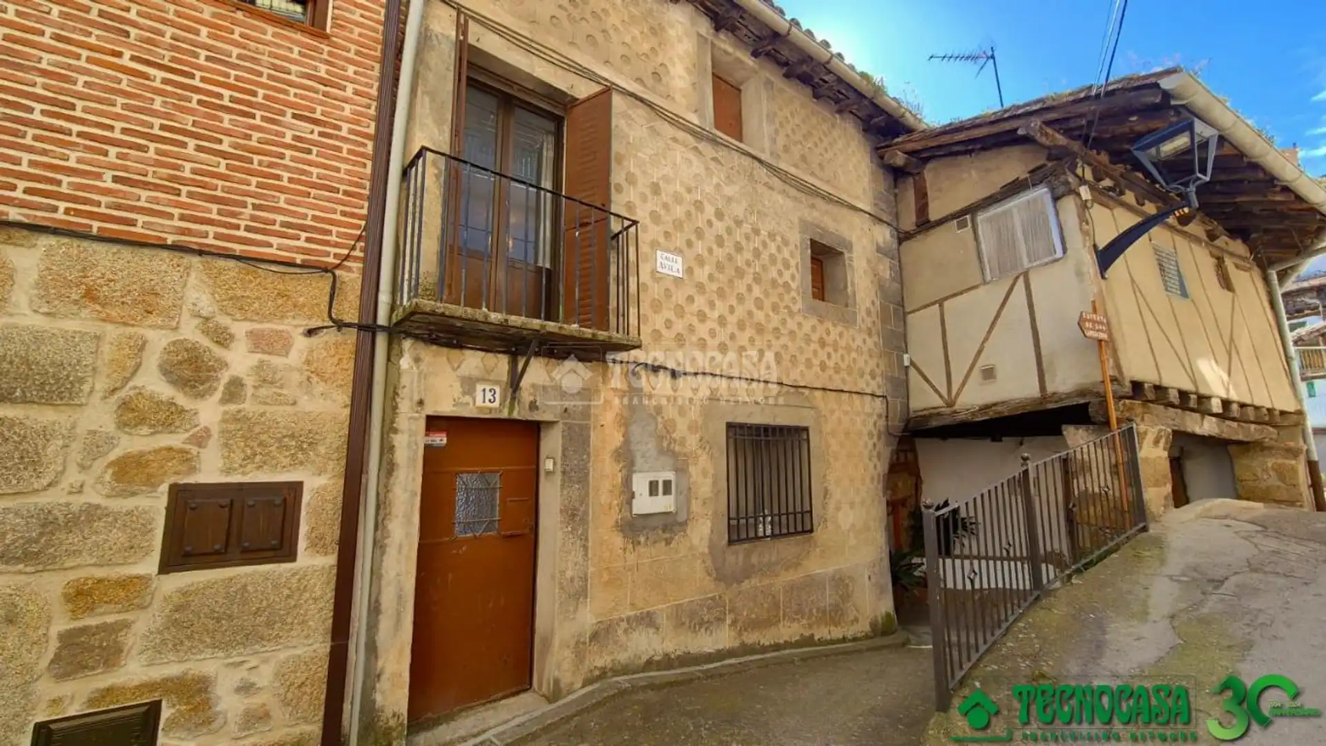 Vista exterior de Casa adosada en venta en Pedro Bernardo