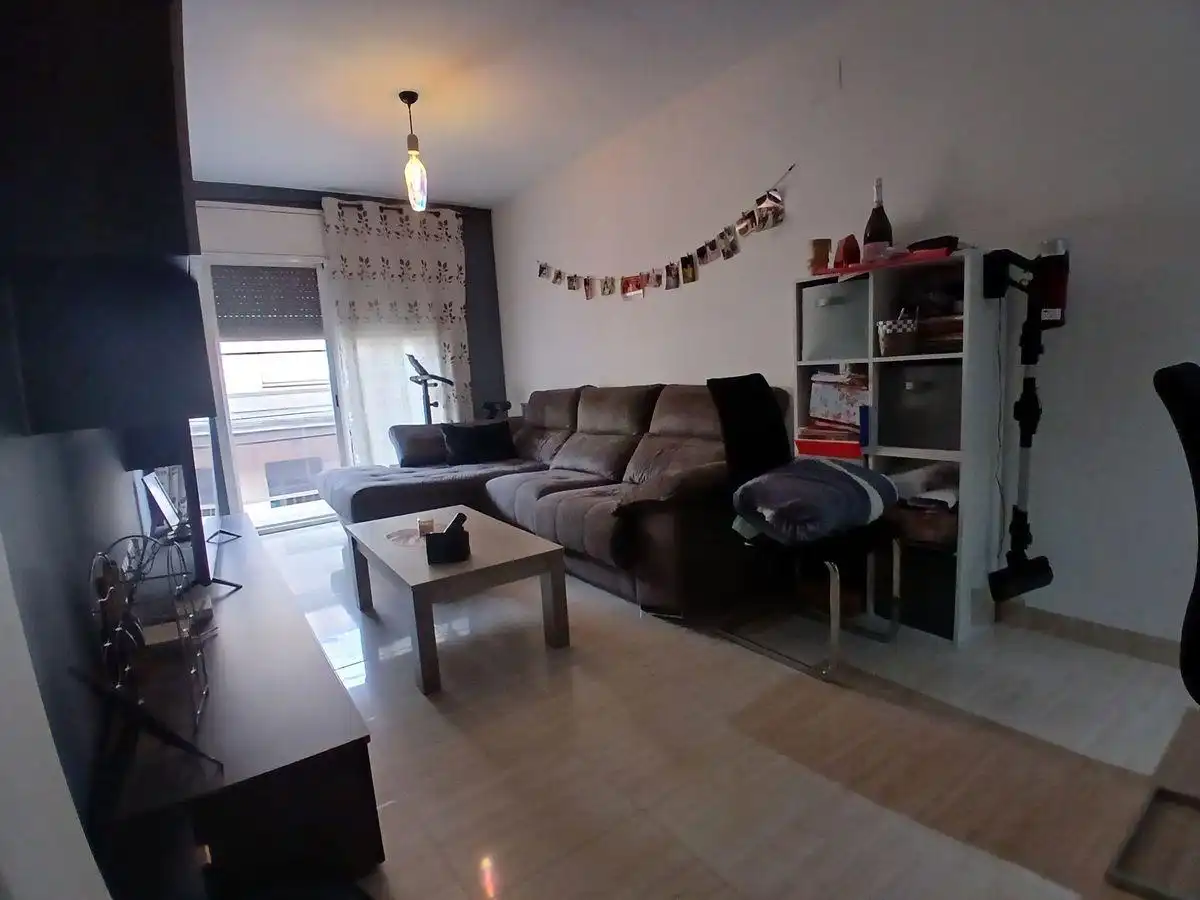Sala de estar de Piso en venta en Deltebre con Terraza, Amueblado y Balcón