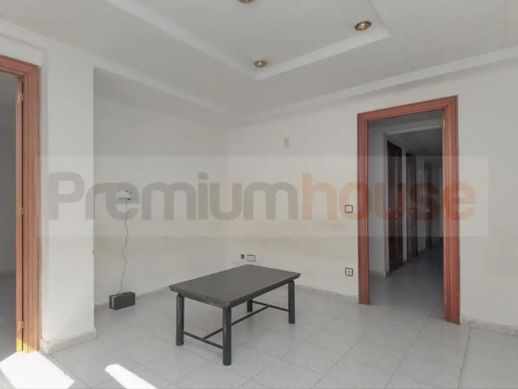 Flat with terrace for sale in Calle de Vila-seca, imagen 16