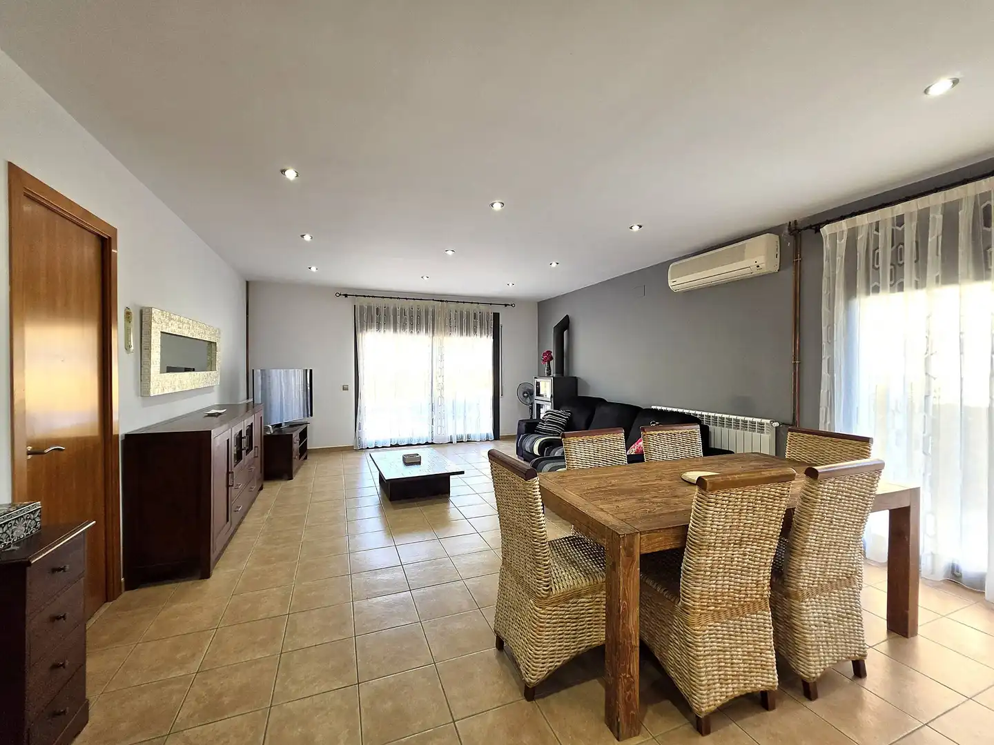 Casa con terraza en venta en Urbanizacion OLOT, imagen 7