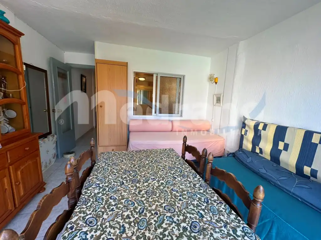 Habitación de Estudio en venta en Benidorm con Jardín privado, Piscina y Piscina comunitaria