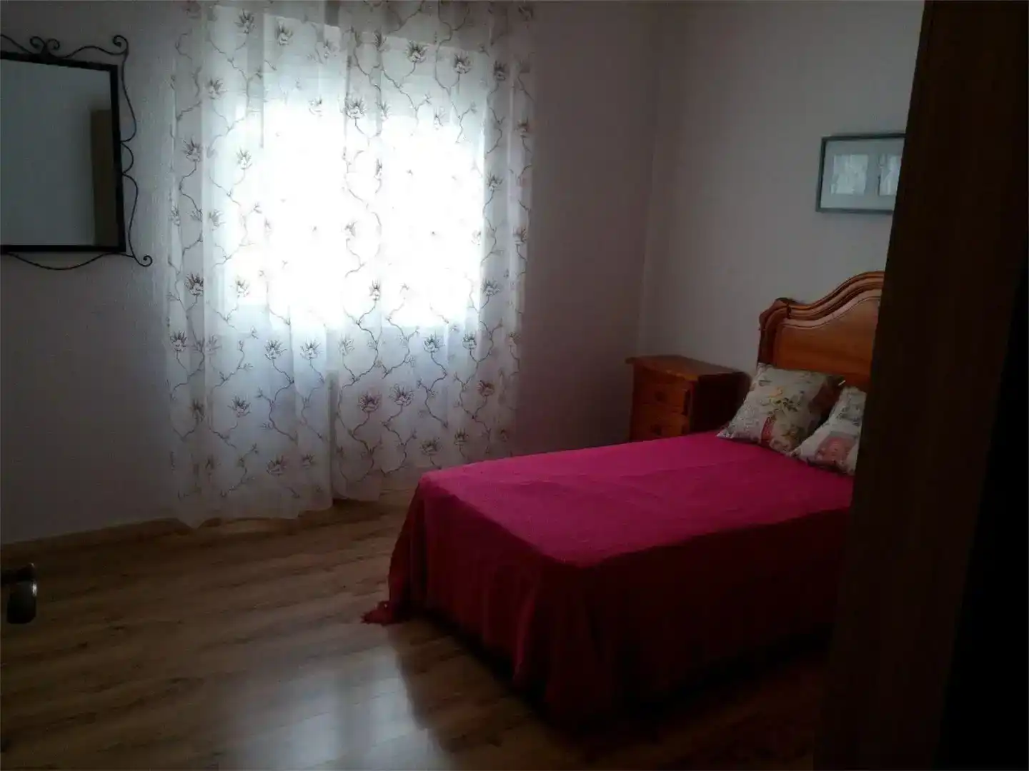 Habitación de Piso en venta en Moral de Calatrava con Aire acondicionado, Parquet y Amueblado