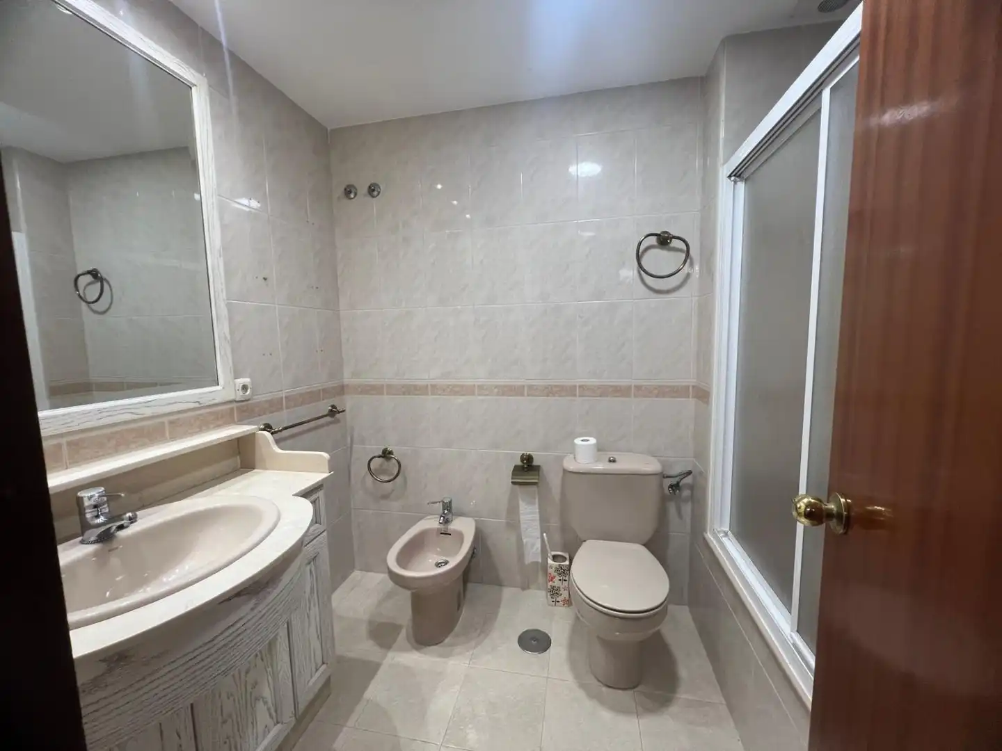 Bathroom of Flat for sale in Córdoba  with Air Conditioner, Storage room and Balcony