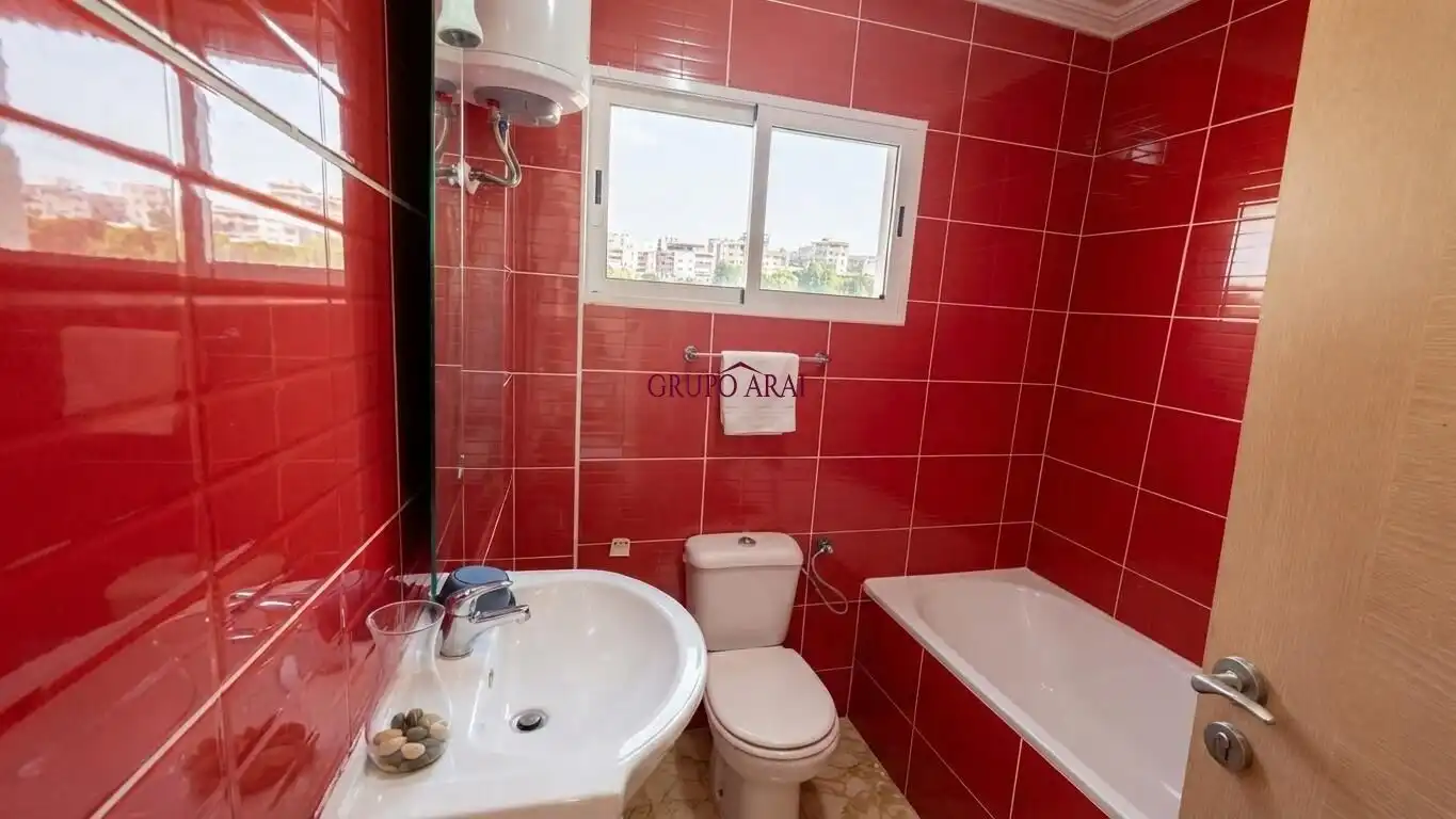 Baño de Piso en venta en Alicante / Alacant con Balcón
