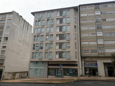 Local comercial en venda a Avenida de la Coruña 401