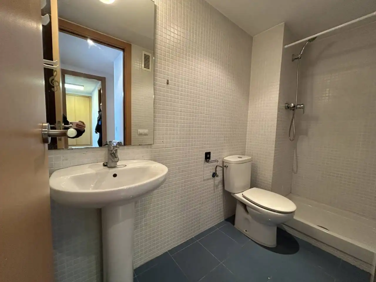 Baño de Ático en venta en Montornès del Vallès con Aire acondicionado, Calefacción y Parquet