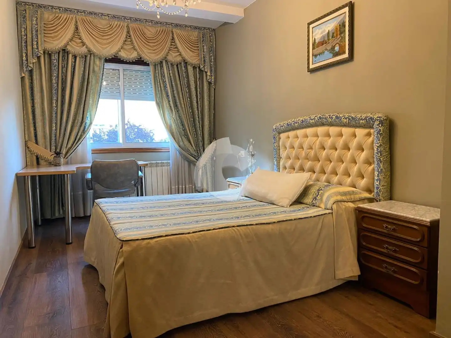 Habitación de Piso en venta en Ourense Capital  con Calefacción y Trastero