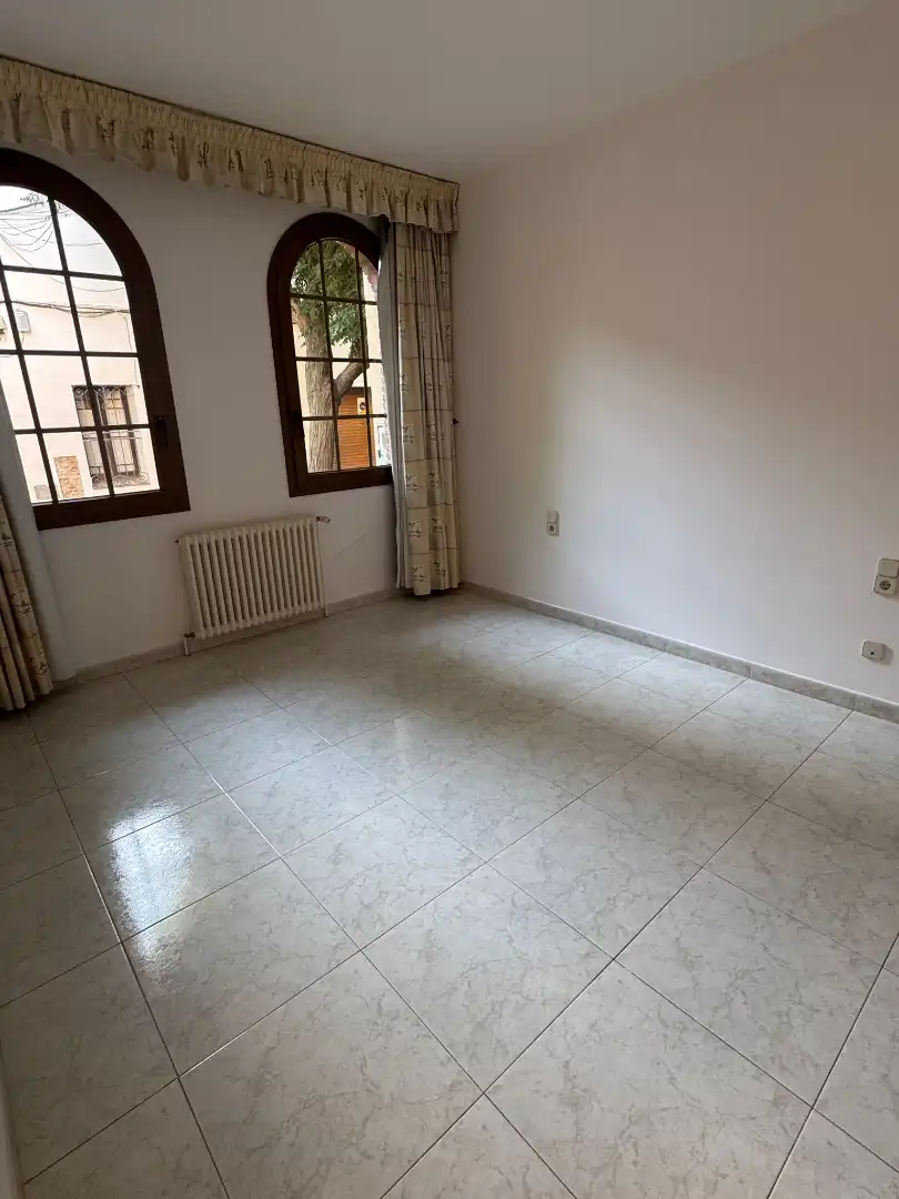 Ground floor for rent in La Garriga  with Air Conditioner, Heating and Terrace