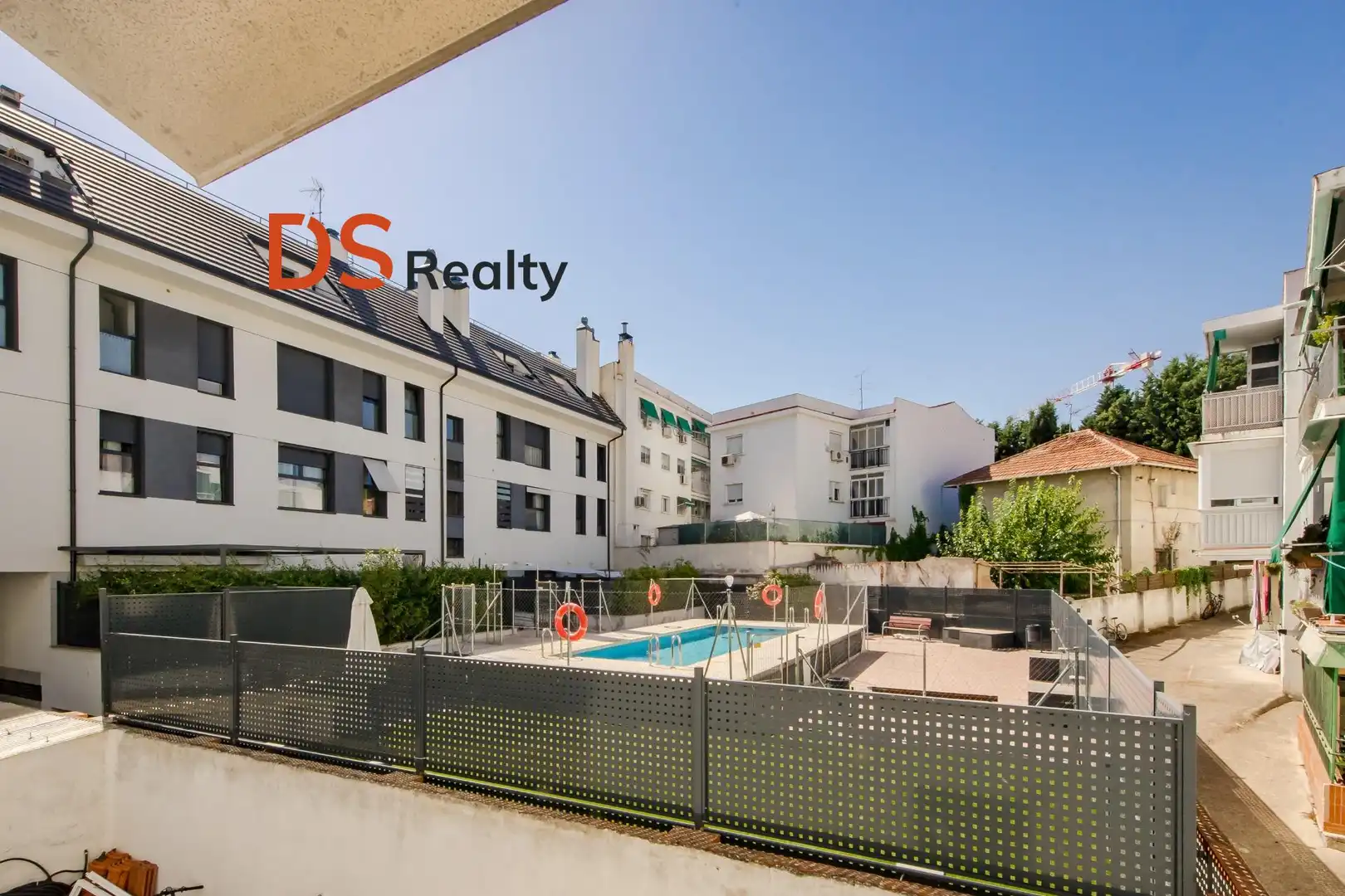 Vista exterior de Piso en venta en Pozuelo de Alarcón con Aire acondicionado, Calefacción y Terraza