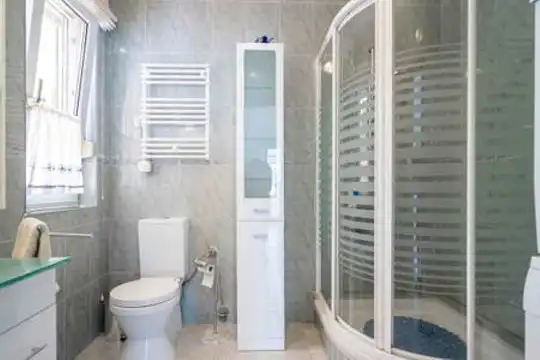 Bathroom of Attic for sale in Torrox  with Air Conditioner, Heating and Terrace