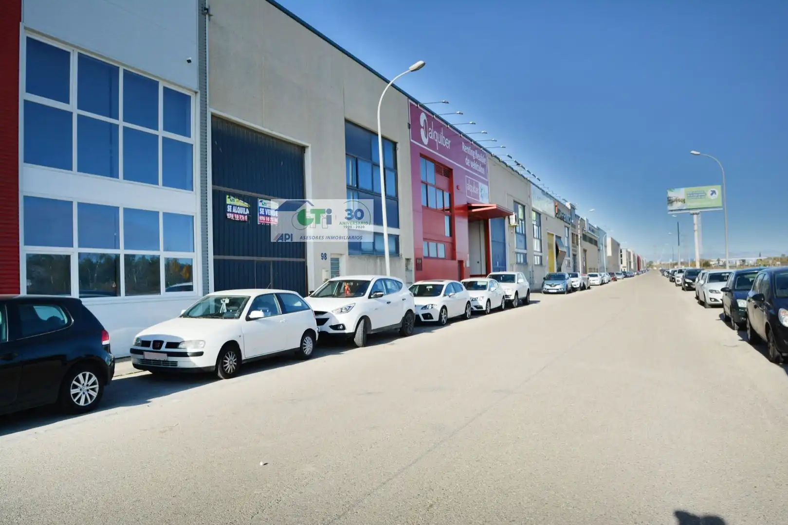 Exterior view of Industrial buildings for rent in La Puebla de Alfindén