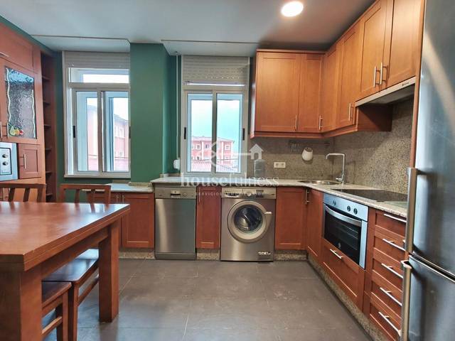 Piso en Venta en A Malata - Catabois - Ciudad Jardín