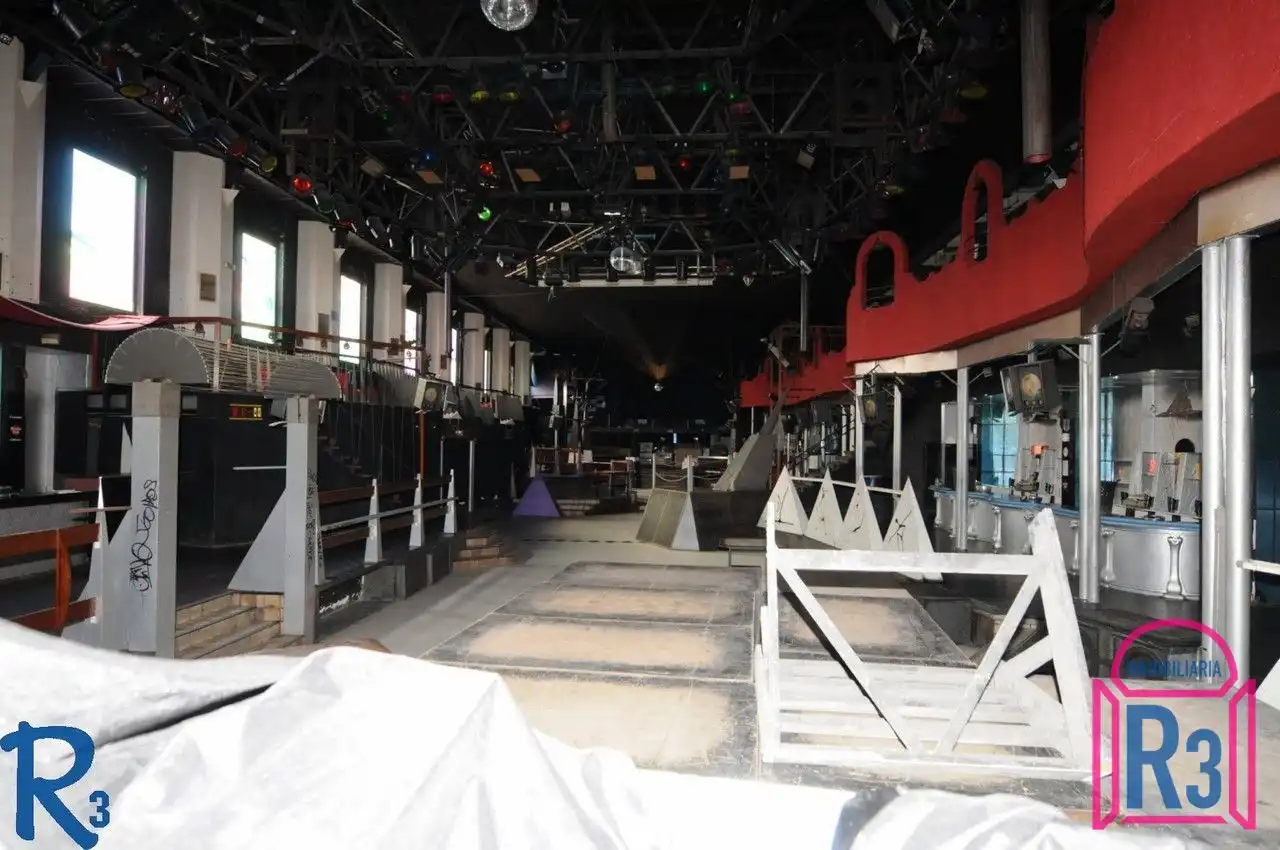 Nave industrial in vendita a Avenida Alcalde Miguel Castaño, imagen 7