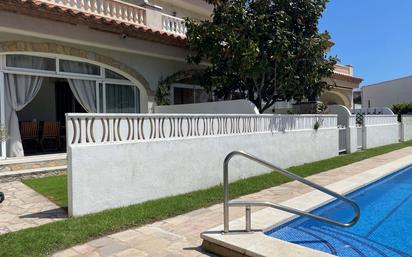 Piscina de Casa o xalet en venda en Mont-roig del Camp amb Aire condicionat, Calefacció i Piscina