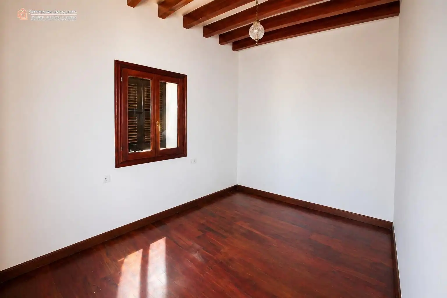 Wohnung zum Verkauf in  Palma de Mallorca mit Heizung, Parkett und Terrasse