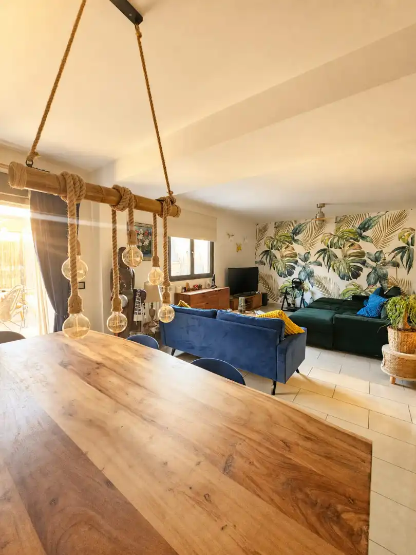 Sala d'estar de Casa o xalet en venda en Navalcarnero amb Calefacció, Jardí privat i Piscina comunitària