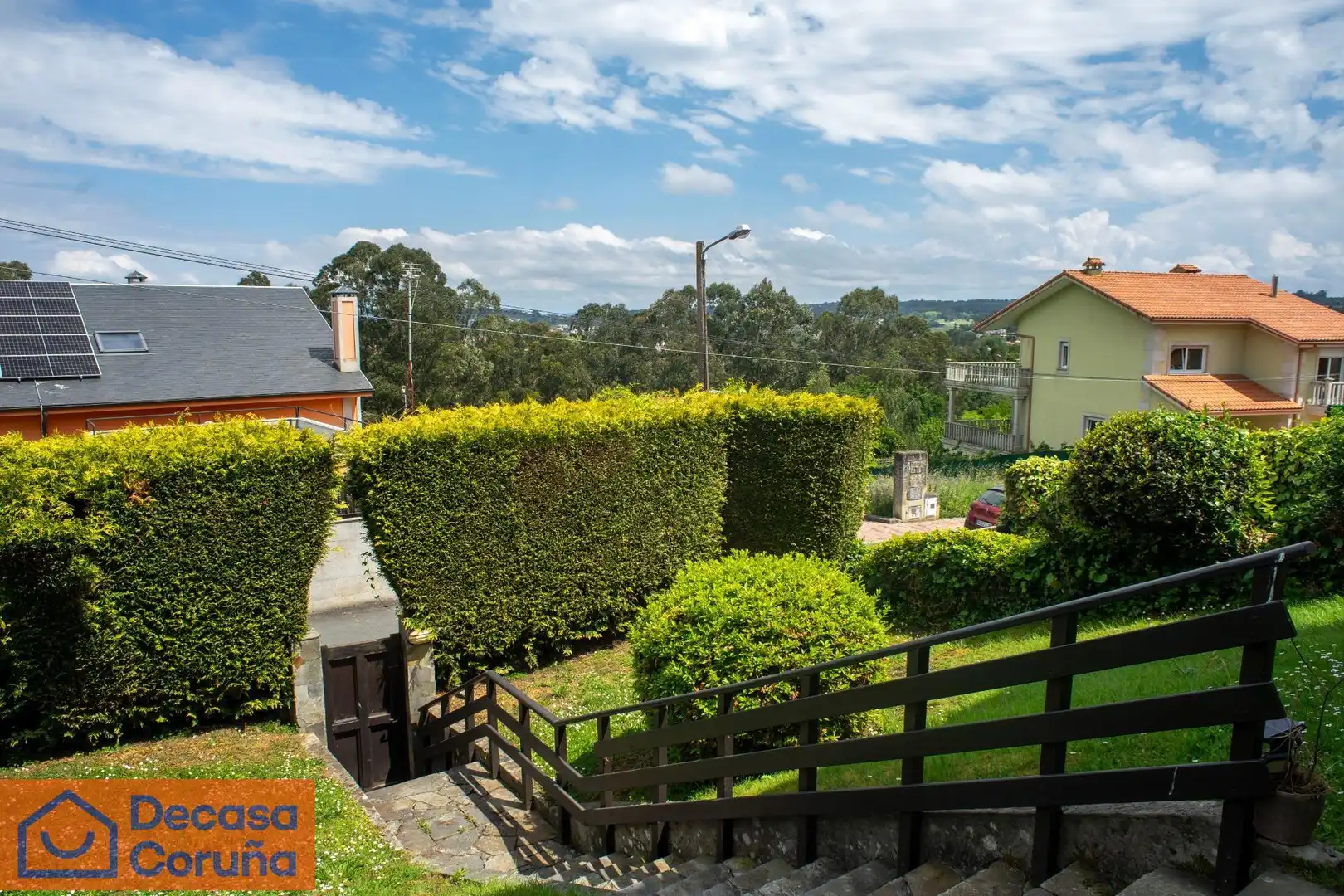 Vista exterior de Casa o chalet en venta en Oleiros con Calefacción, Jardín privado y Terraza