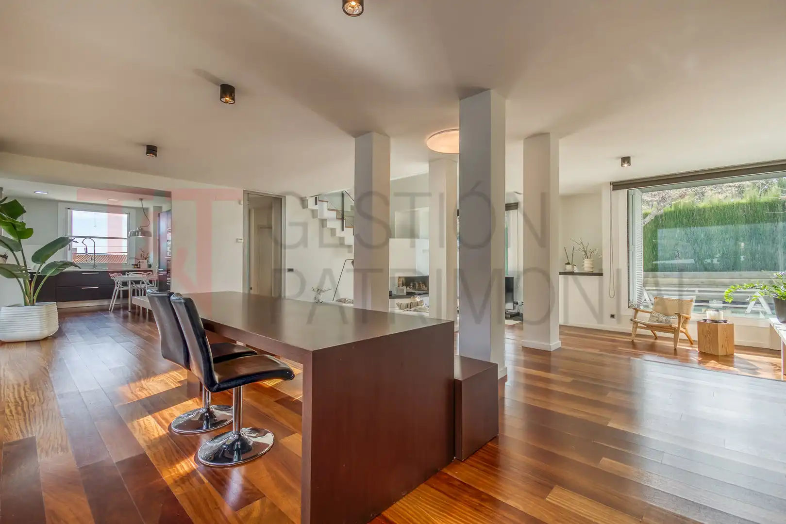 Sala de estar de Casa o chalet en venta en Canovelles con Aire acondicionado, Calefacción y Jardín privado