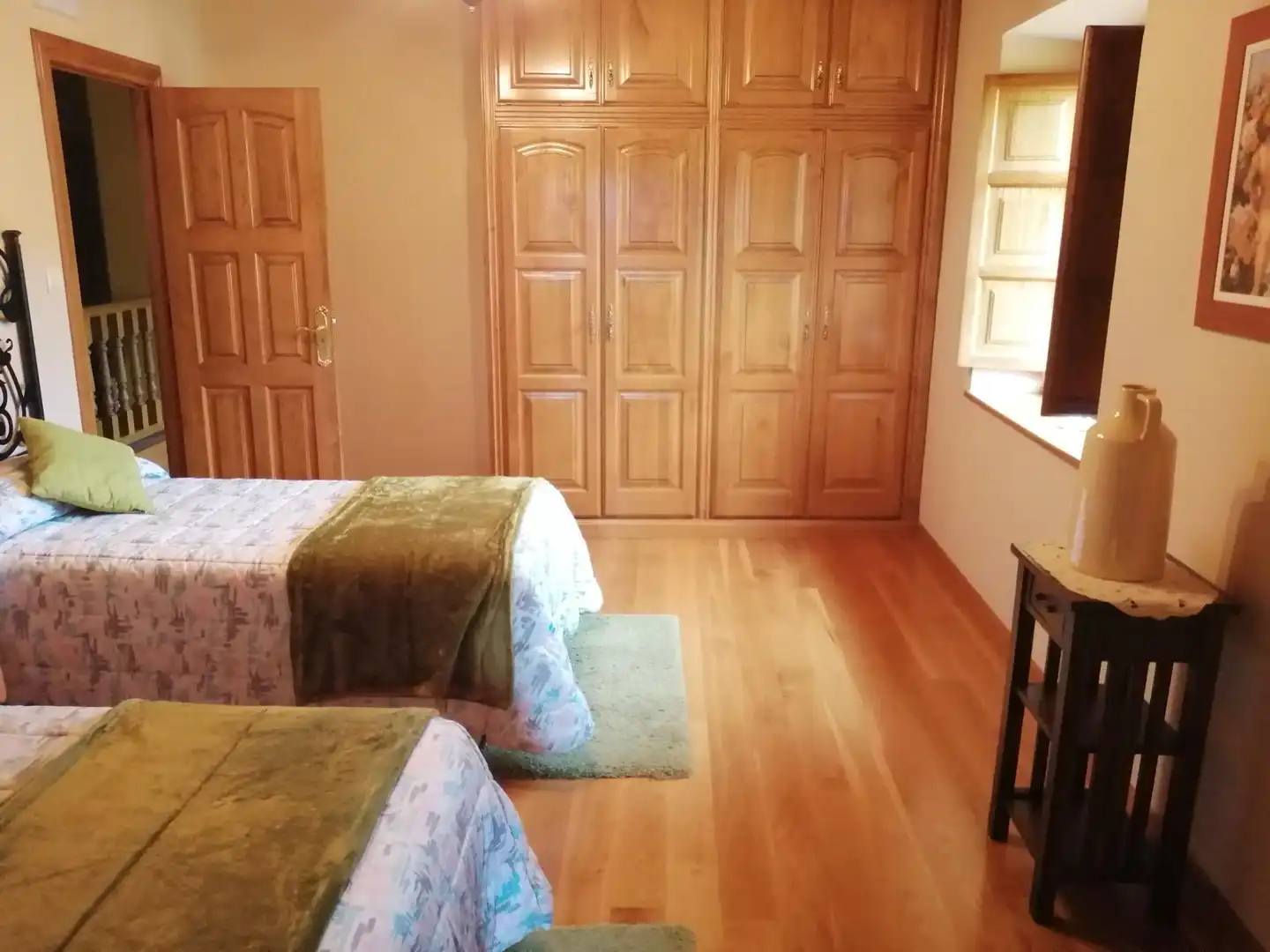Dormitori de Casa o xalet de lloguer en Entrambasaguas amb Calefacció, Jardí privat i Parquet