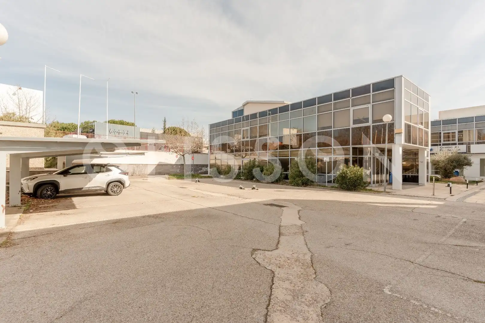 Exterior view of Building for sale in Tres Cantos