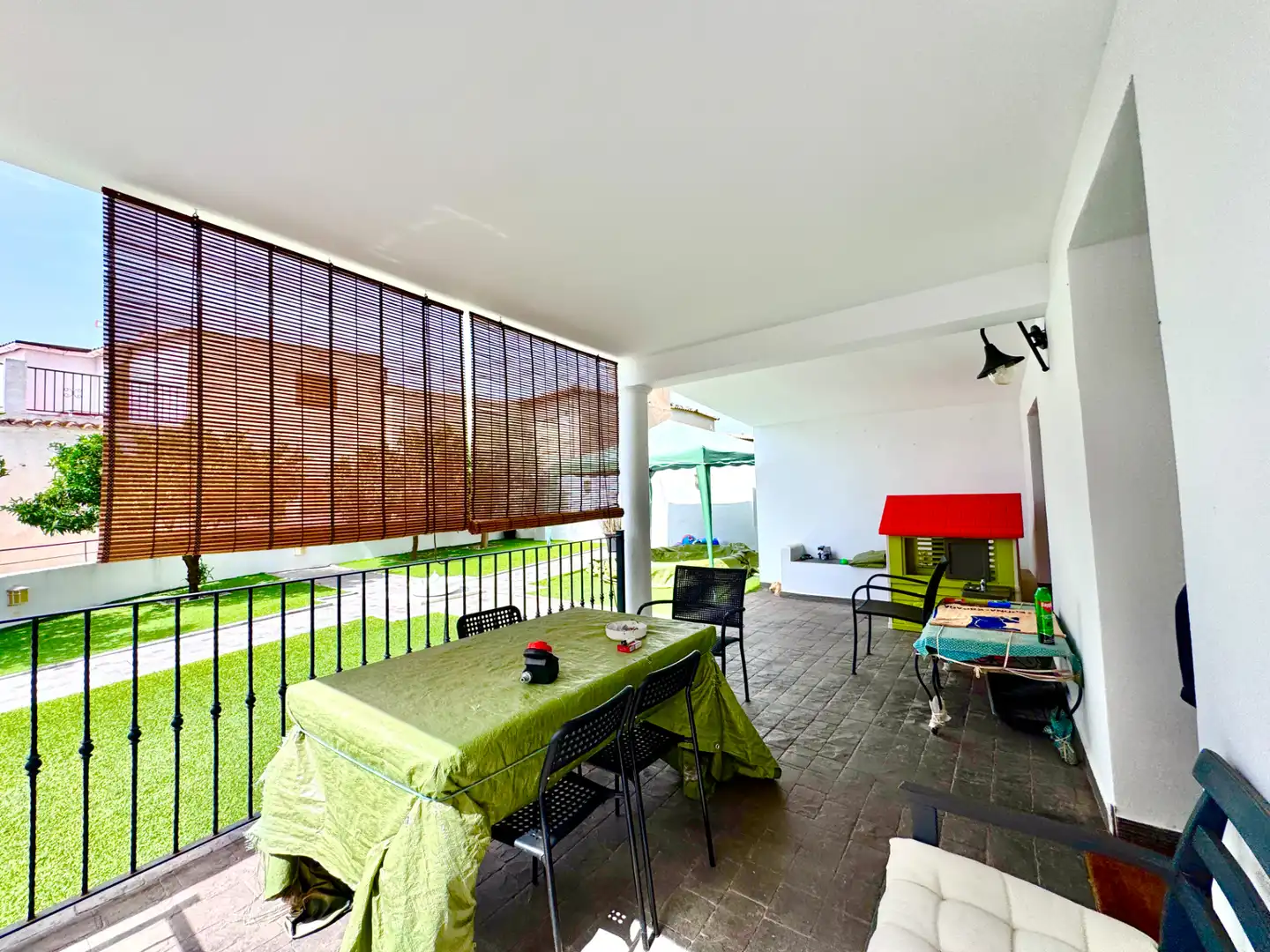 Terrassa de Casa o xalet en venda en Válor amb Calefacció, Jardí privat i Terrassa