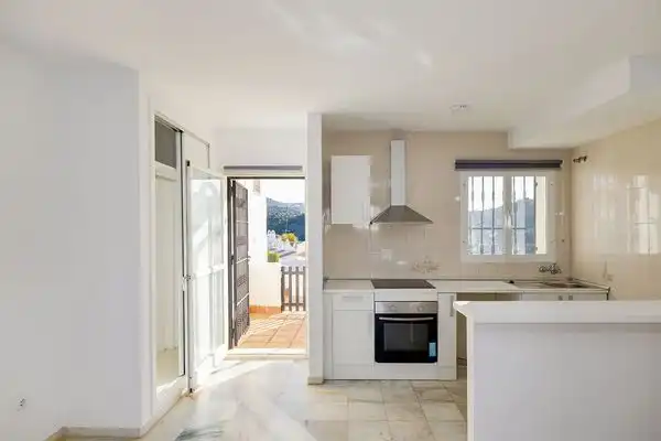 Cuina de Dúplex en venda en Marbella amb Terrassa i Traster