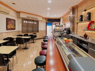 Local comercial en venta en Salut - Lloreda