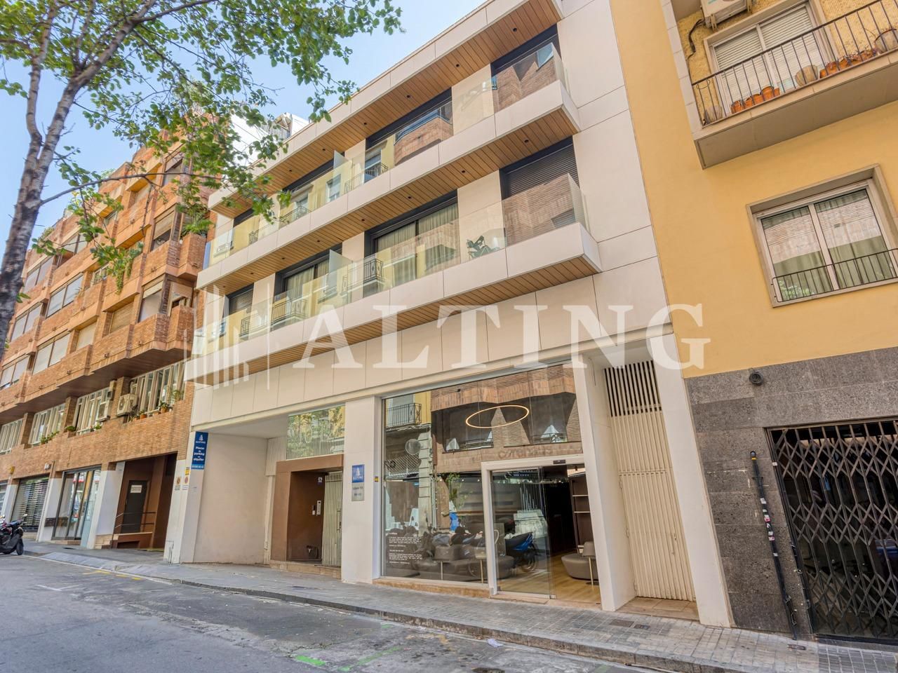 Exterior view of Garage for sale in  Barcelona Capital