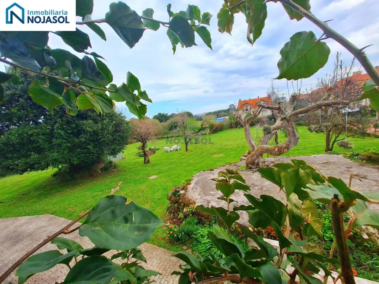 Jardí de Casa adosada de lloguer en Arnuero amb Calefacció, Jardí privat i Terrassa