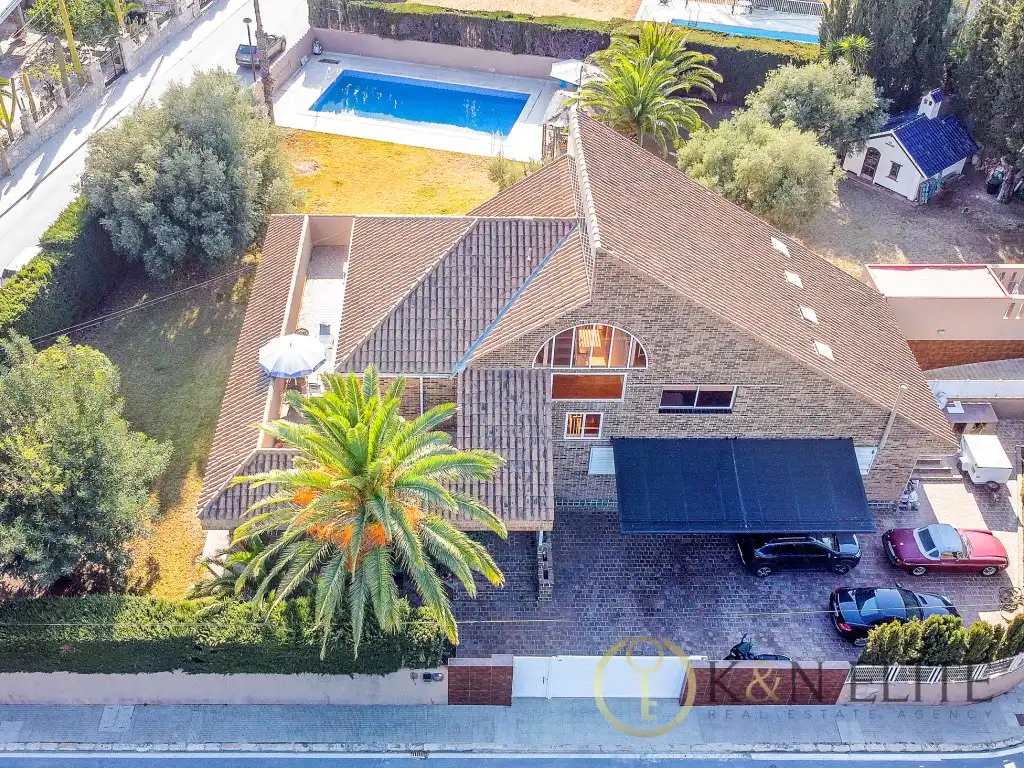 Vista exterior de Casa o xalet en venda en Sant Joan d'Alacant amb Aire condicionat, Jardí privat i Terrassa