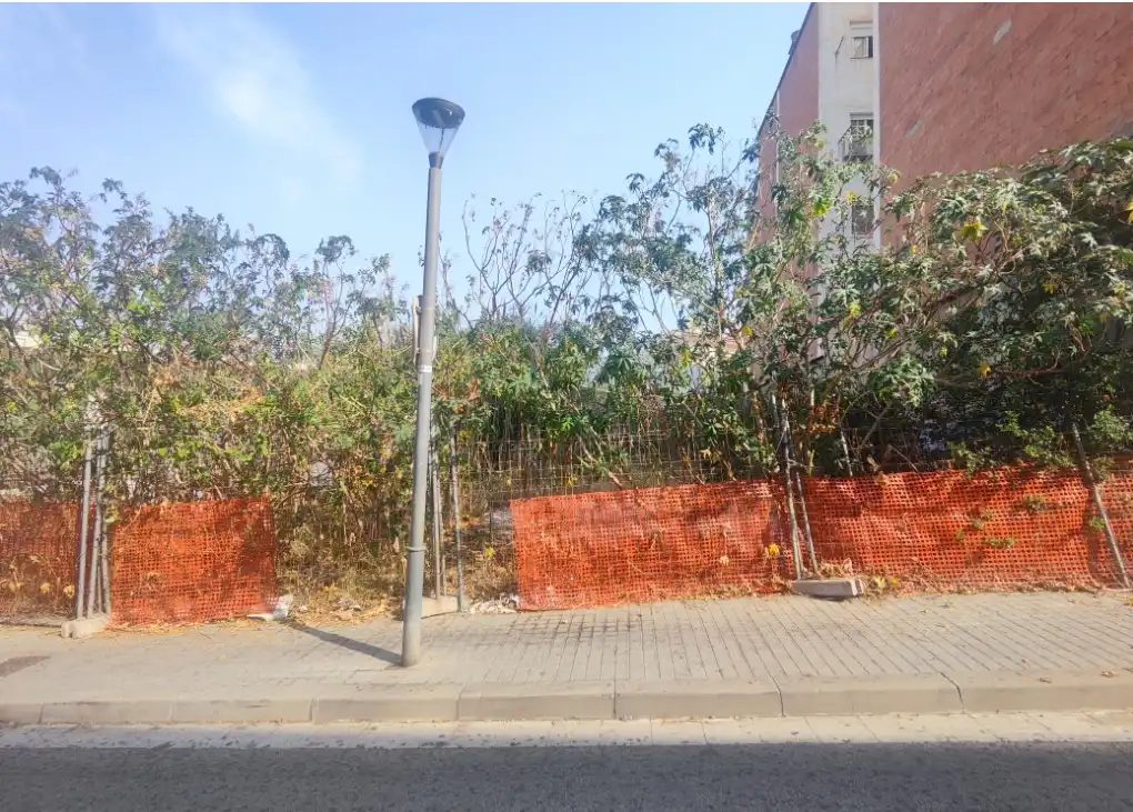 Vista exterior de Residencial en venta en Badalona