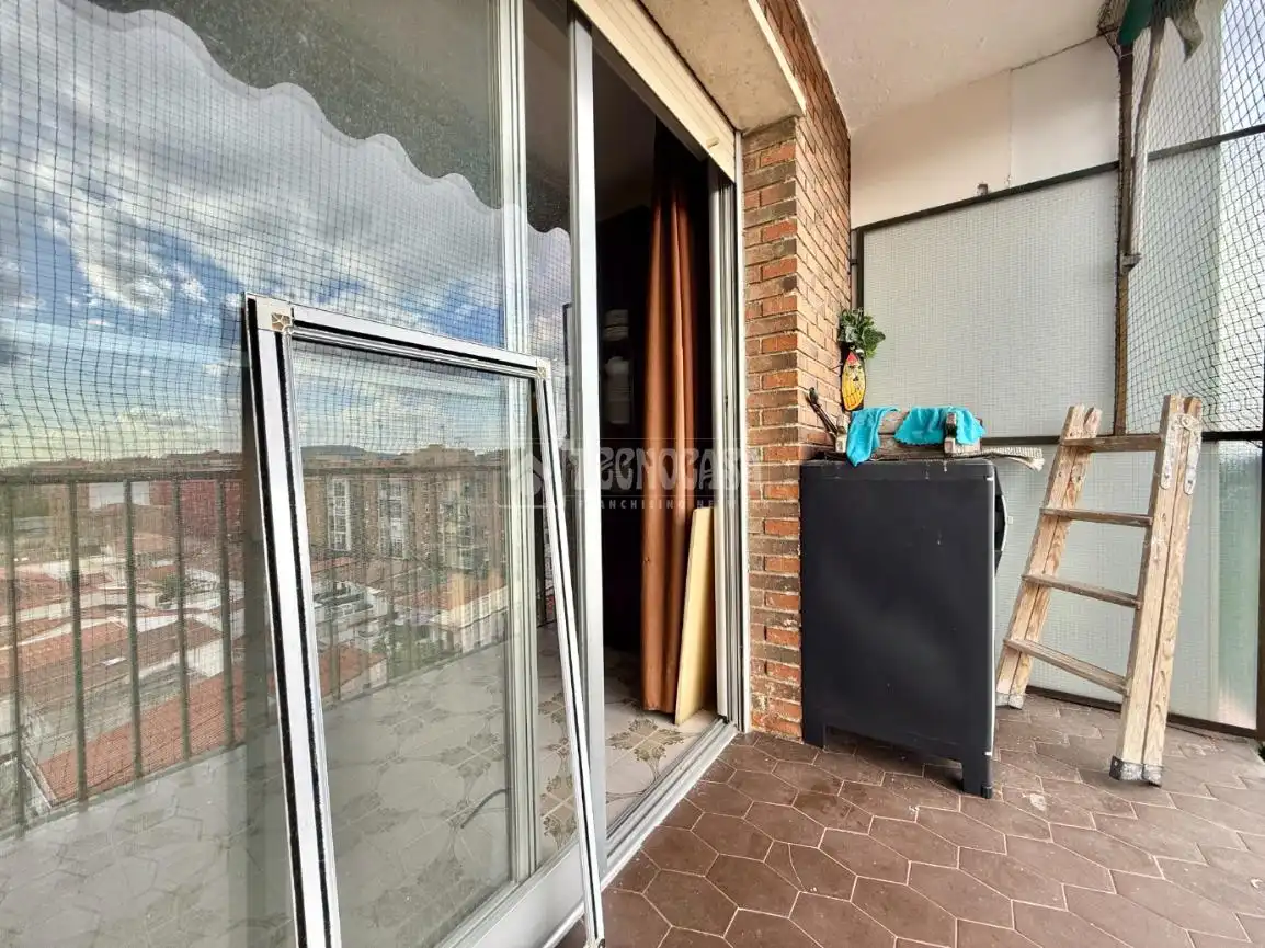 Terraza de Piso en venta en Alcalá de Henares con Calefacción y Terraza