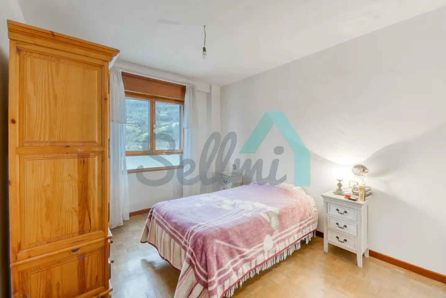 Schlafzimmer von Wohnung zum Verkauf in Lena mit Heizung, Parkett und Terrasse