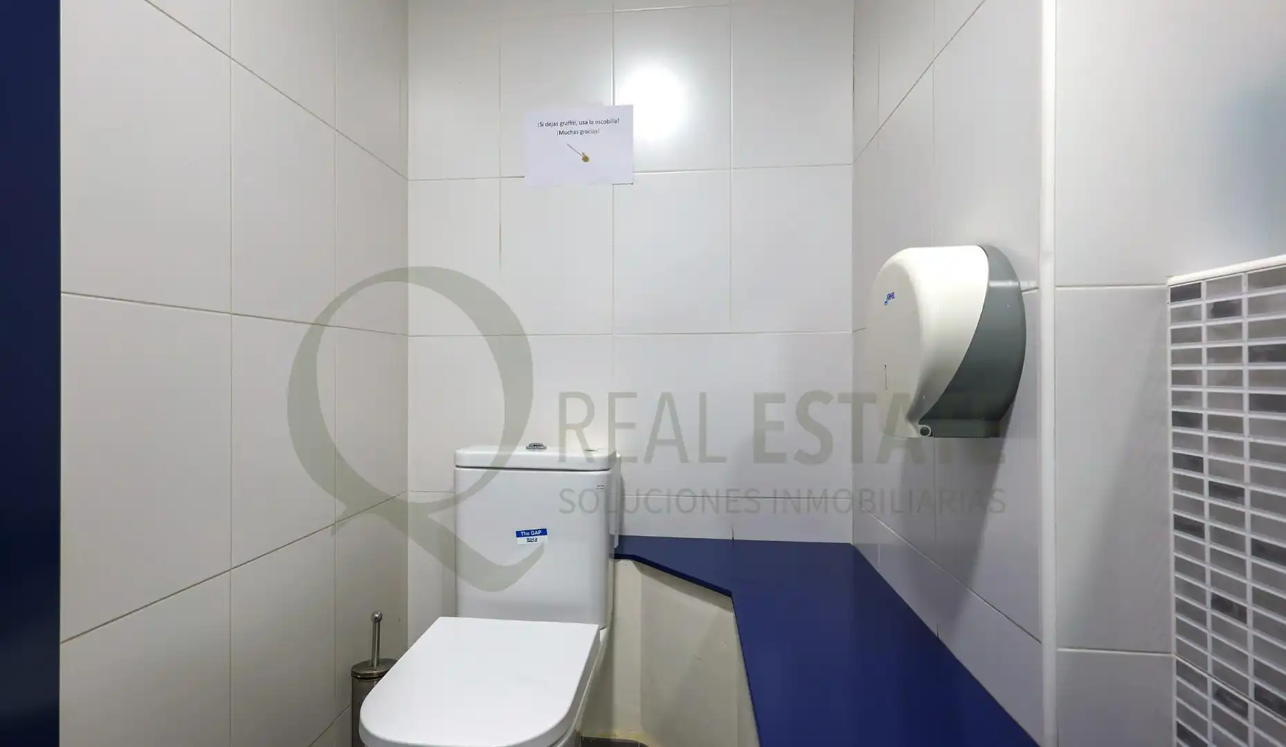Baño de Oficina en venta en Alicante / Alacant