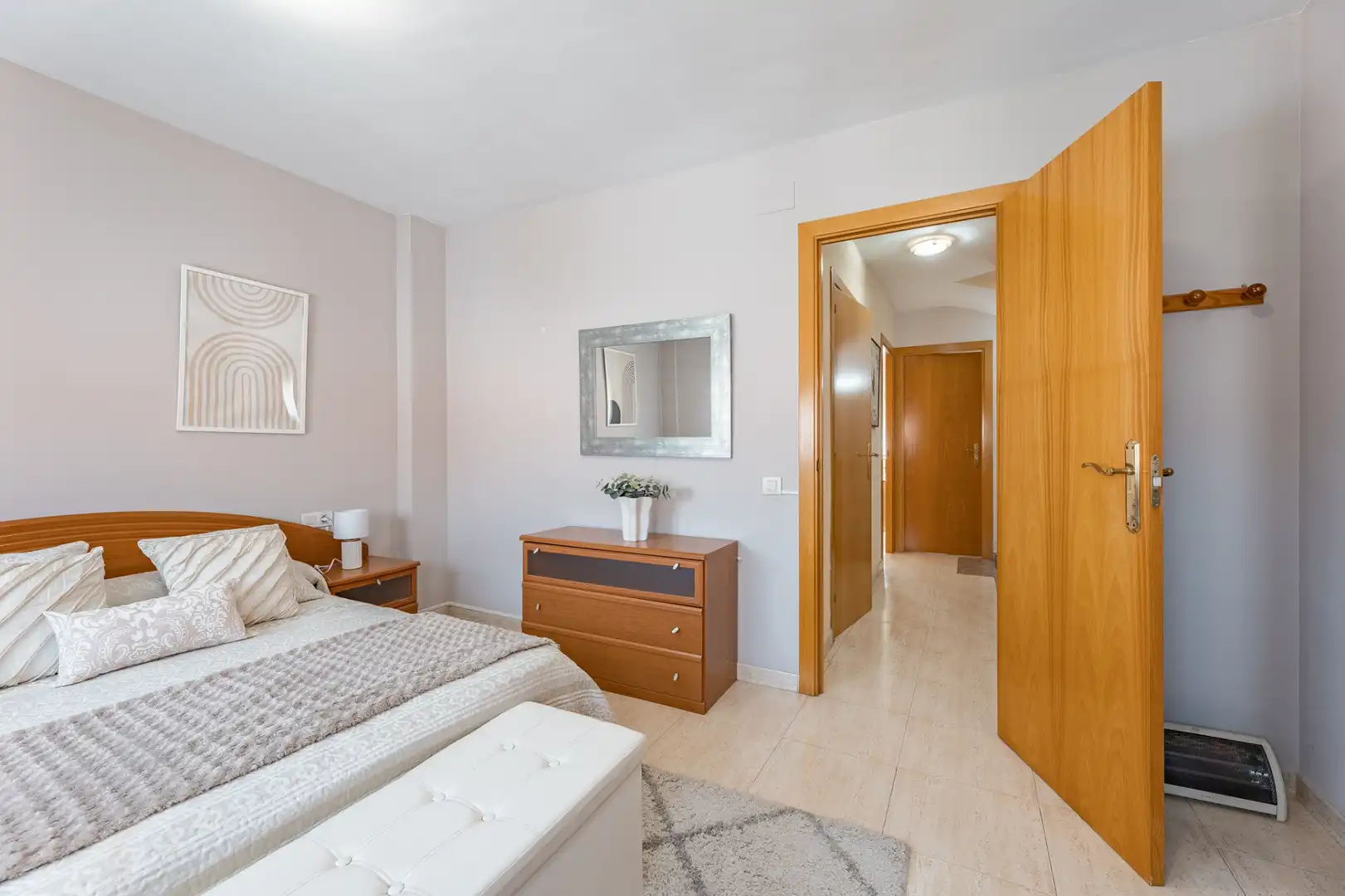 Habitación de Casa adosada en venta en Martorell con Aire acondicionado, Calefacción y Jardín privado