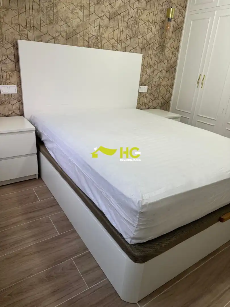 Habitación de Piso de alquiler en Alcorcón con Aire acondicionado, Calefacción y Amueblado