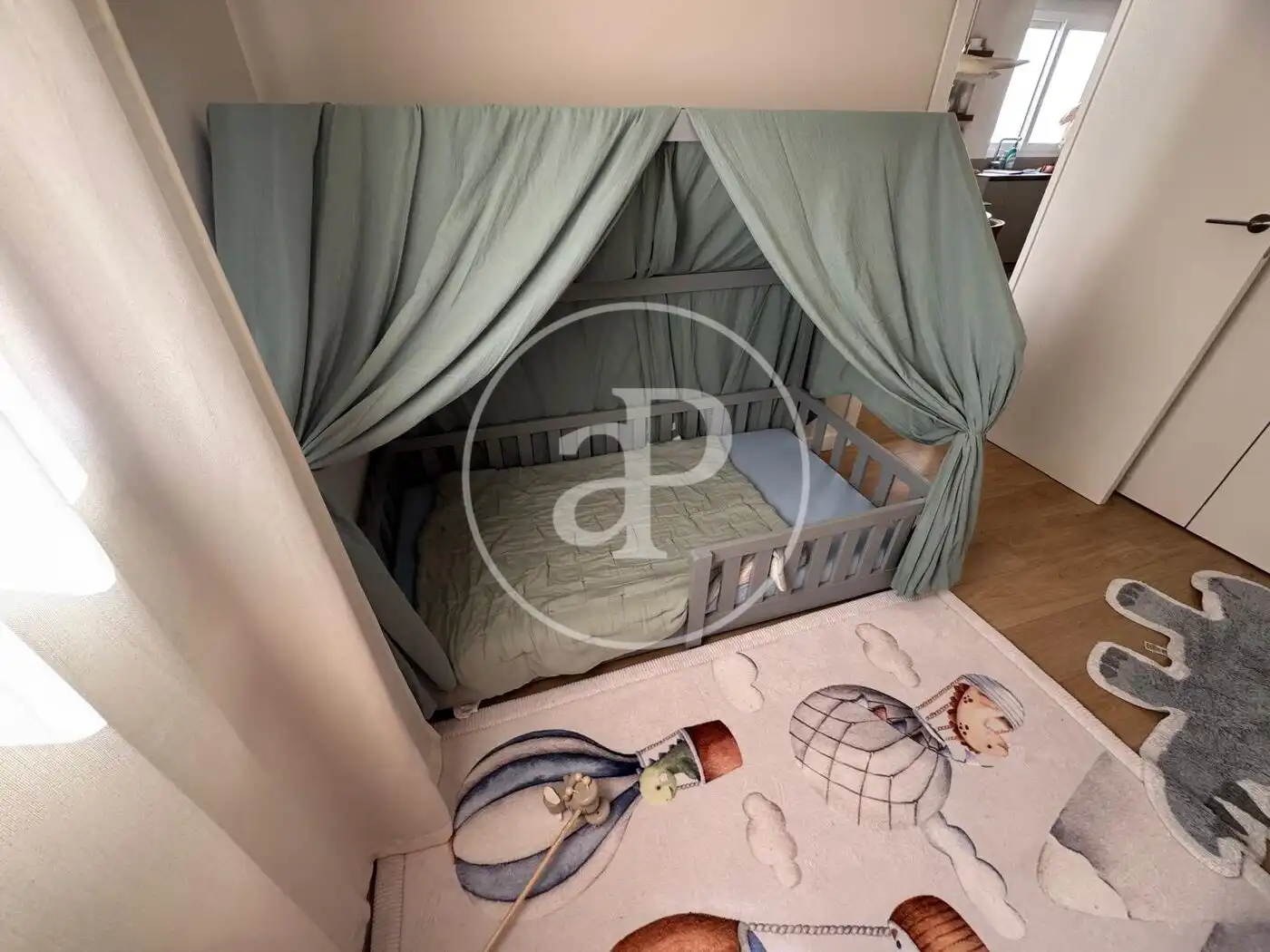 Bedroom of Flat for rent in Valencia  with Air Conditioner, Heating and Furnished