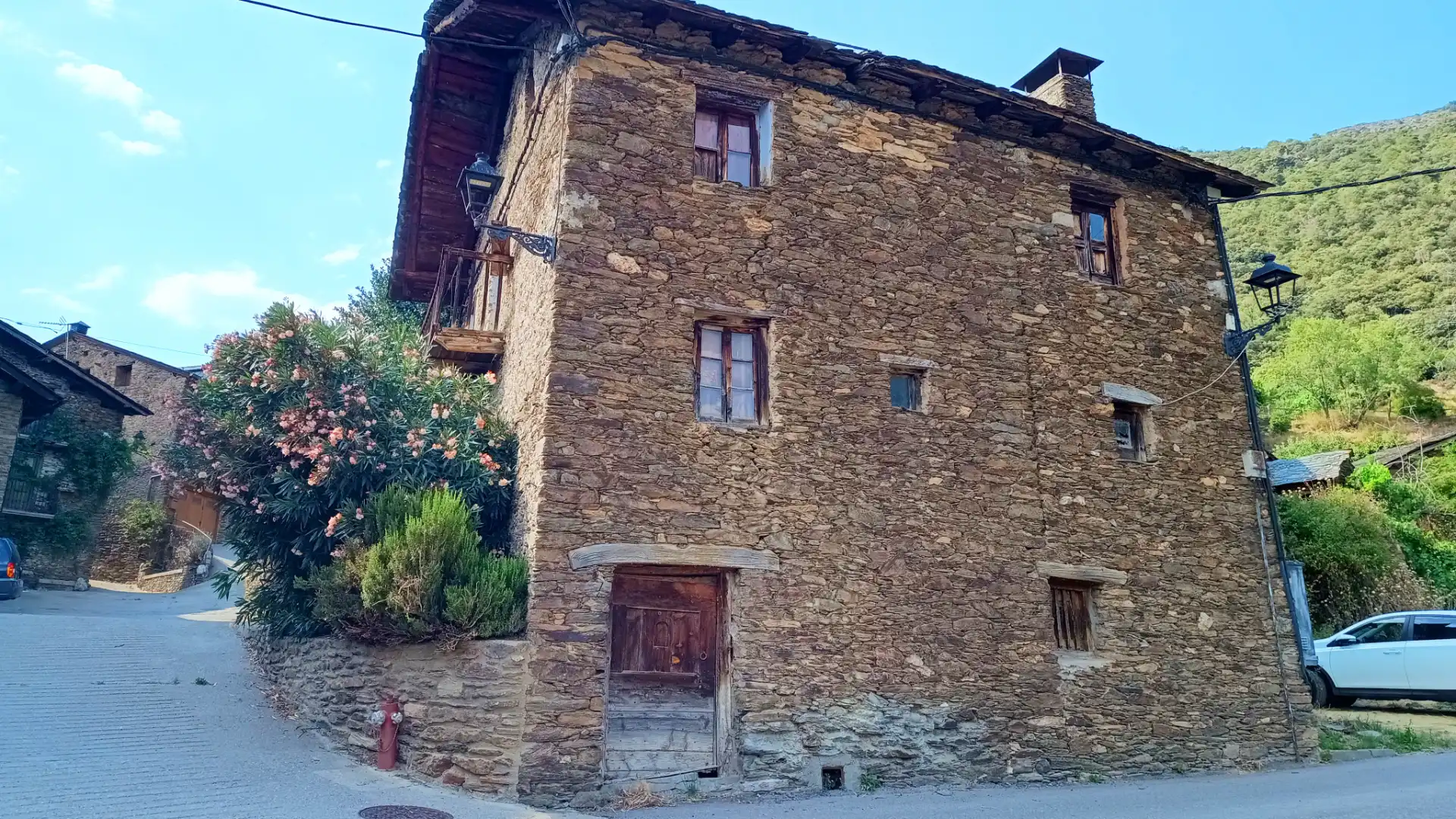 Casa rústica amb terrassa en venda a Carrer Unica, imagen 17