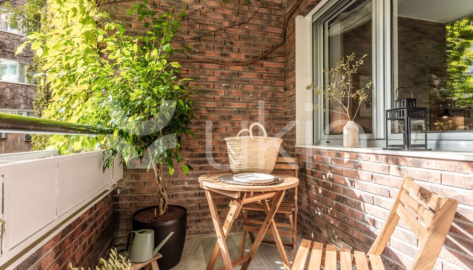 Apartamento de alquiler en Calle de Miguel Ángel, Almagro - Imagen 2