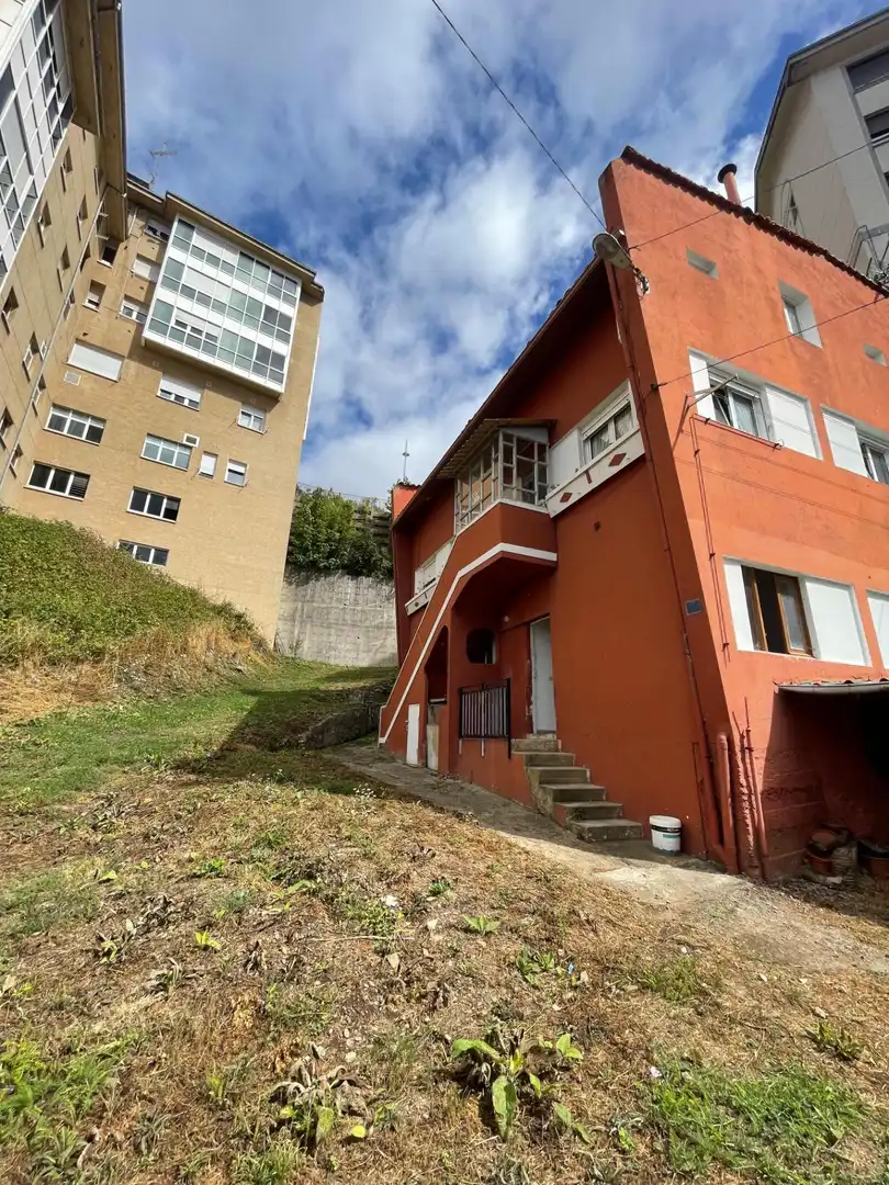 Vista exterior de Casa o chalet en venta en Tineo